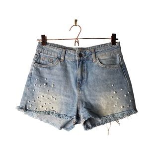 Zara | Pearl embellished front high rise denim jean shorts •